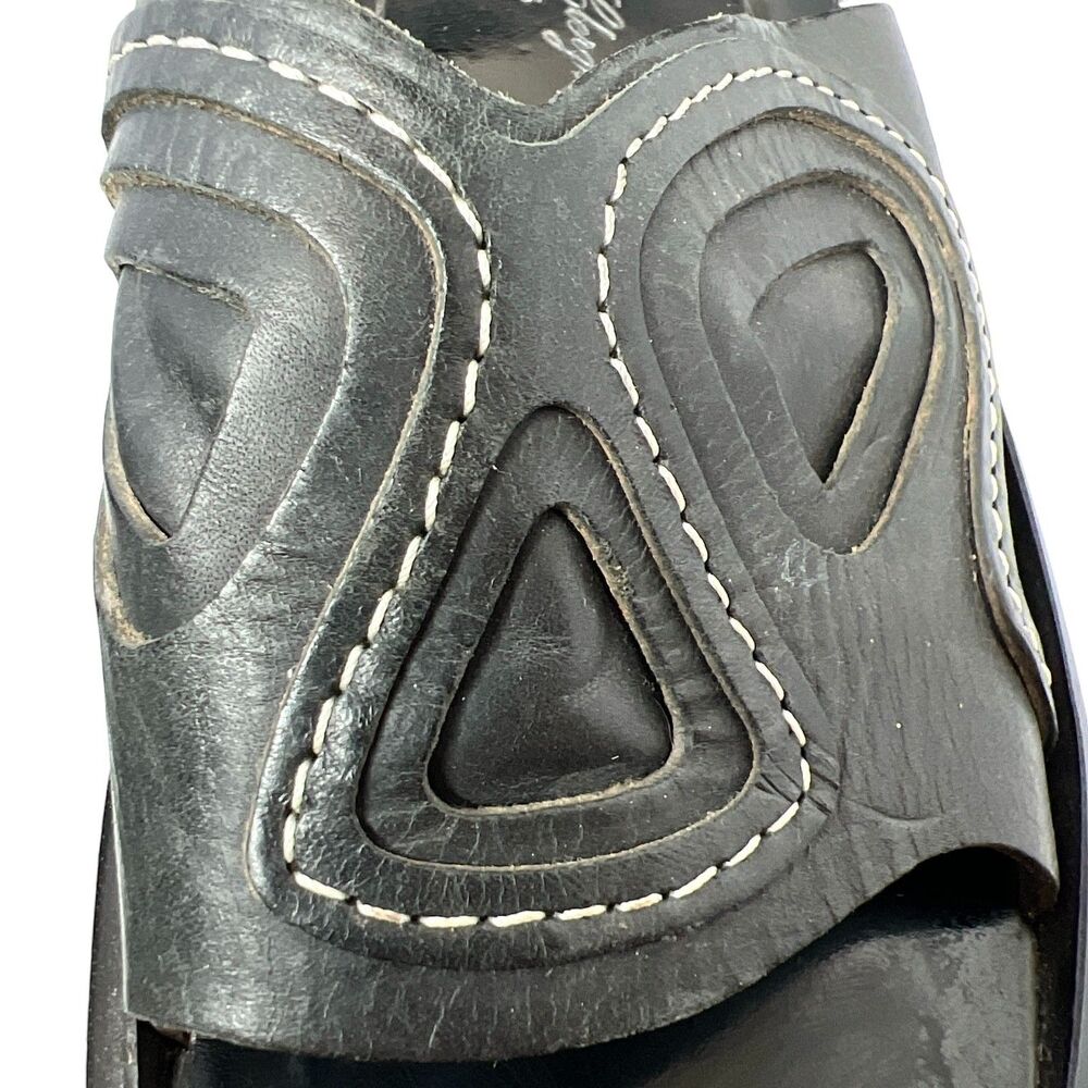 Robert Clergerie Black Leather Slip-On Shoes with Sculptural Design, Pristi, 9.5 - Picture 2 of 7